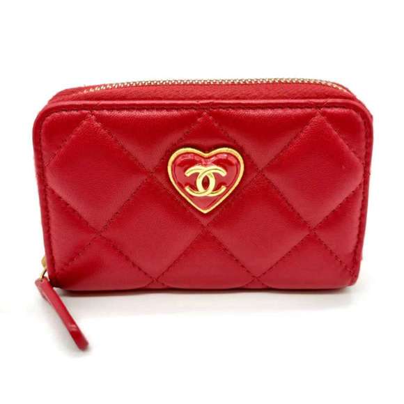 CHANEL Red Logo Wallet - Picture 1 of 6